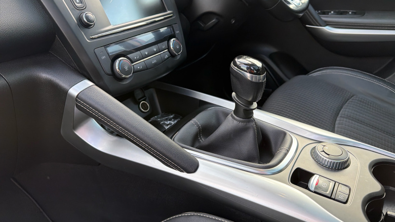 Renault Kadjar 1.6 dCi Signature Nav 5dr 4WD Diesel Hatchback